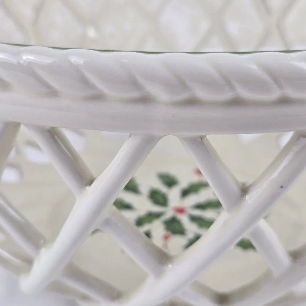 Lenox Holiday Open Weave Bread Basket Porcelain Cream Holly & Berries IOB